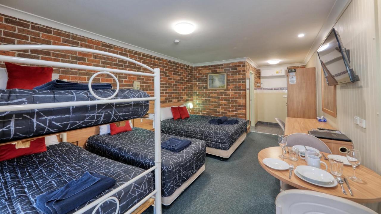 Forest Lodge Motor Inn & Restaurant Dubbo Dış mekan fotoğraf